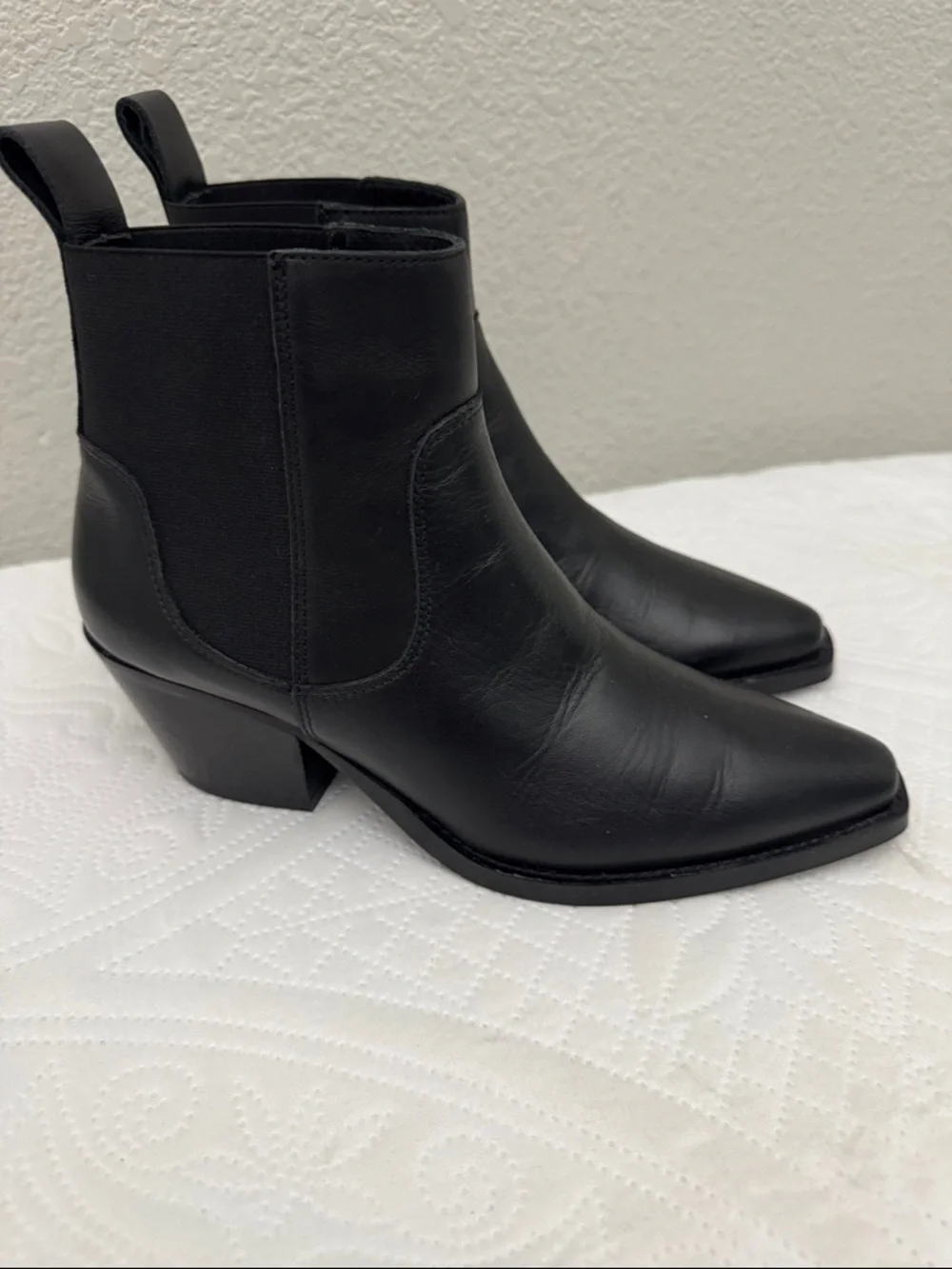 Everlane The Western Ankle Boot Black Leather Chelsea Booties Size 7